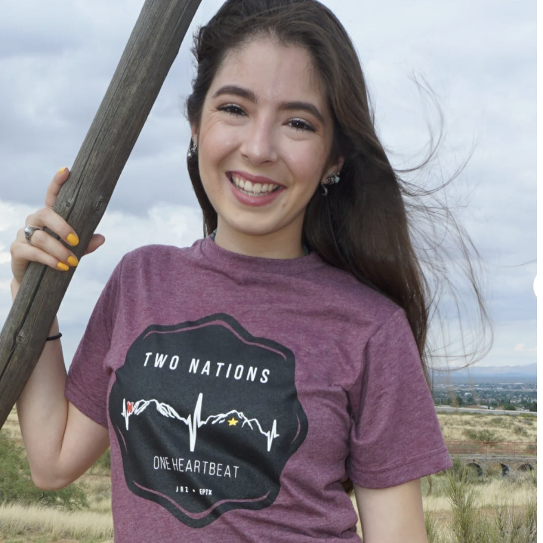 Camiseta 2 Naciones 1 Latido del Corazón