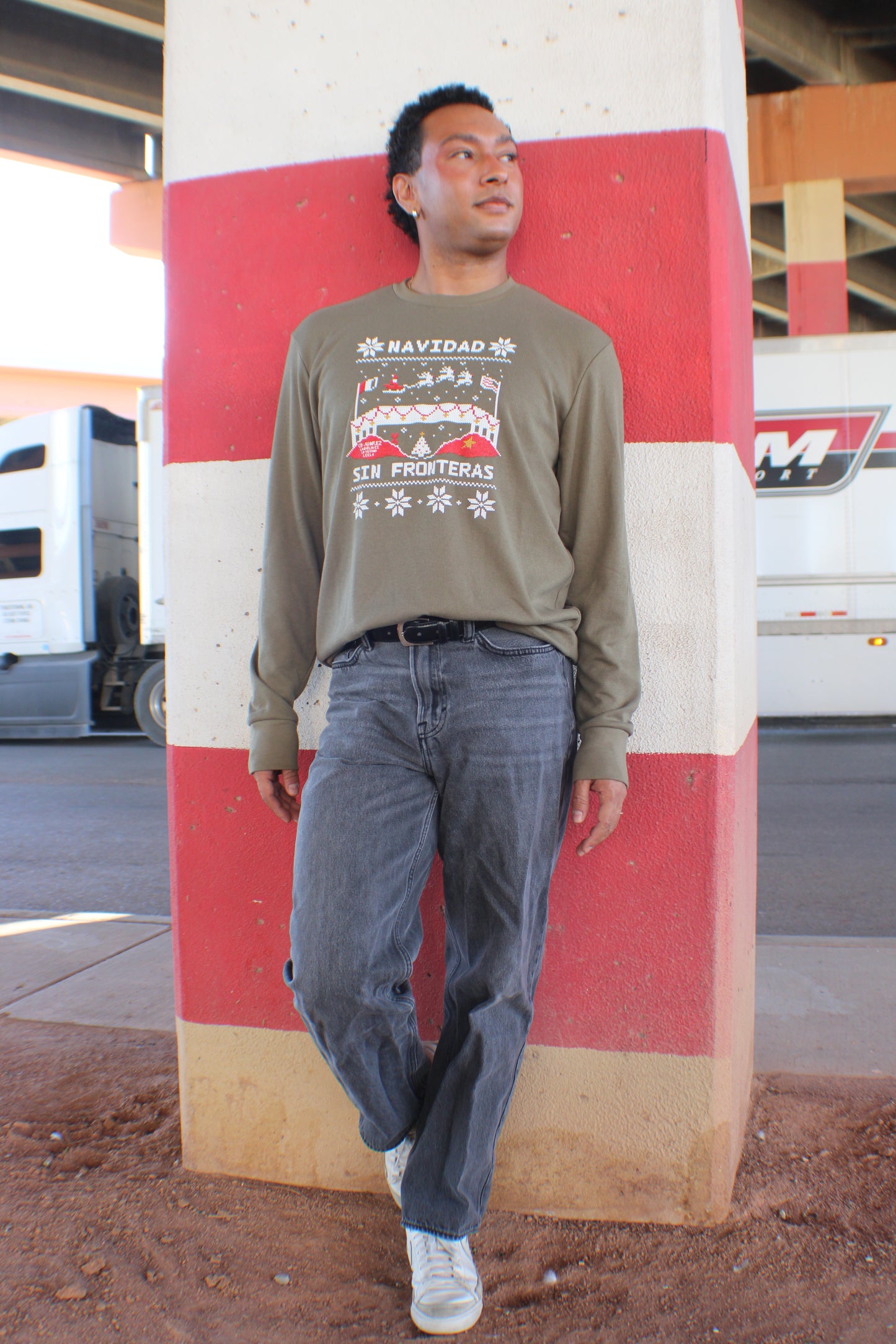 Navidad Sin Fronteras Long Sleeve