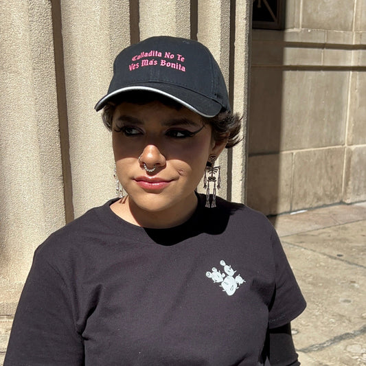 Calladita No Te Ves Mas Bonita Hat